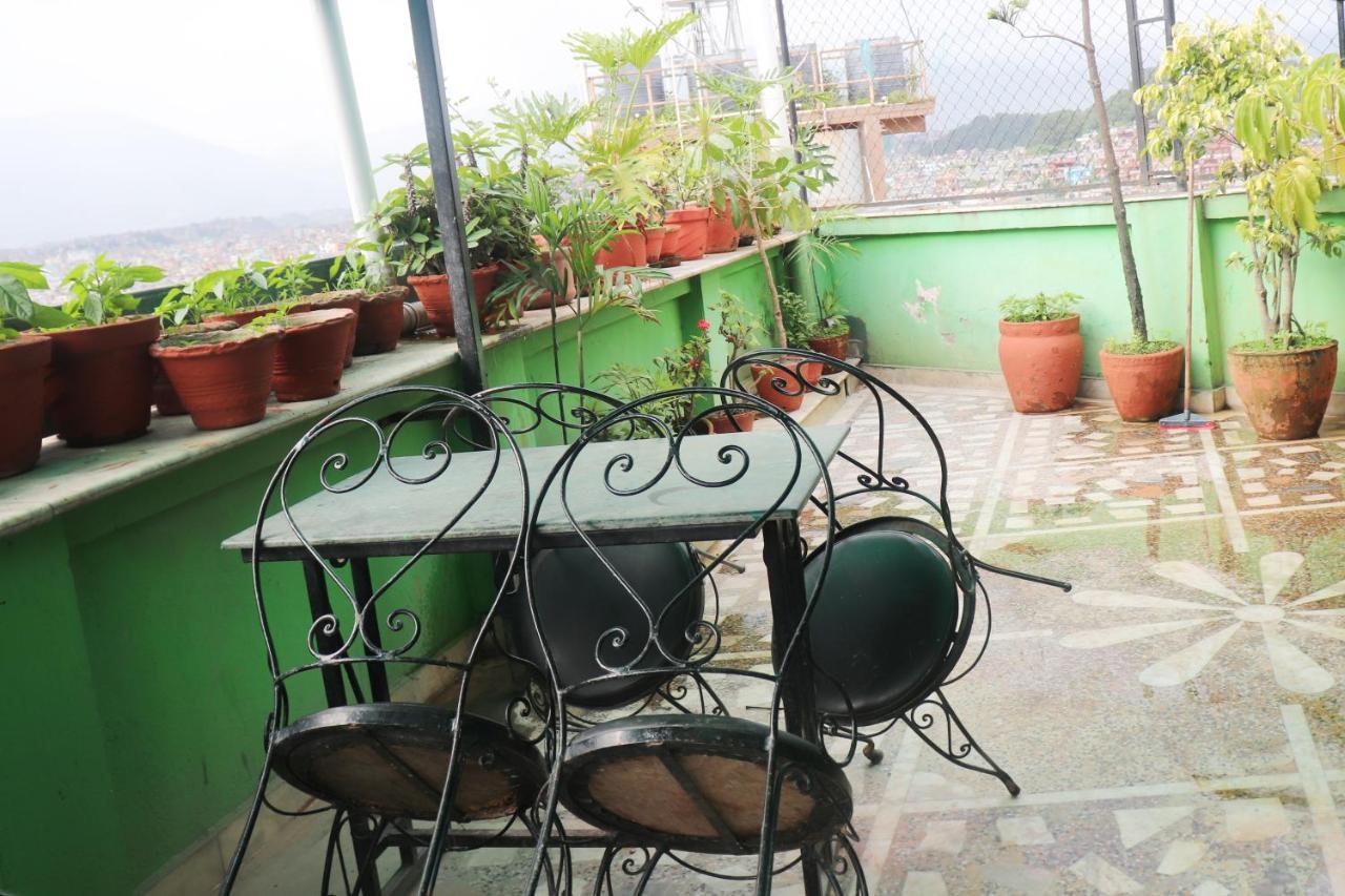 Simrika Homes Bed And Breakfast Kathmandu Exterior foto